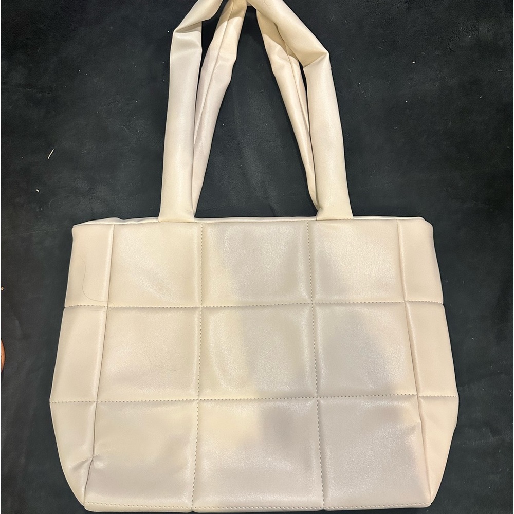 Vegan leather tote bag. Brand new.